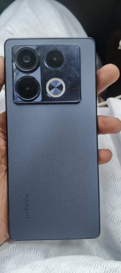 Infinix Note 40