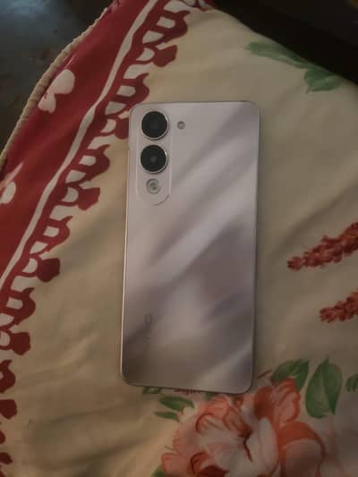 Vivo Y04 hai with box condition 10/9 mobile all working is ok