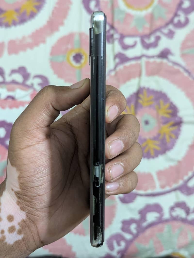 Google Pixel 6a 3