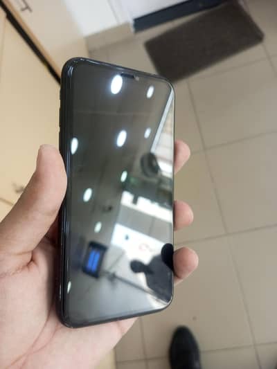 Apple iPhone XR