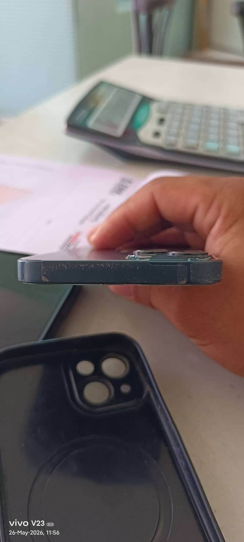 Apple iPhone 13 2