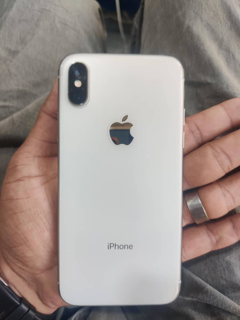 Apple iPhone X 3