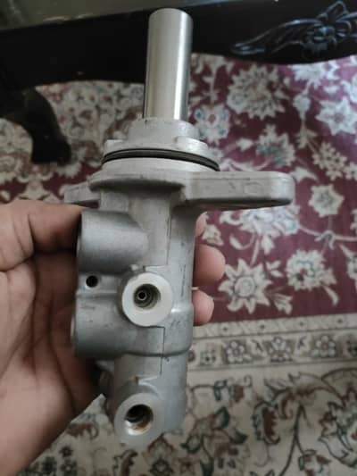 brake master cylinder
