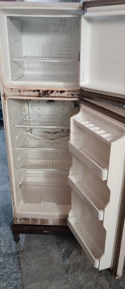 Dawlance refrigerator sale