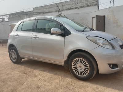 Toyota Vitz 2010