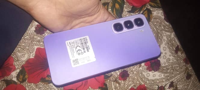 Infinix hot 60i 6+6 gb ram 128 memory with charger and box
