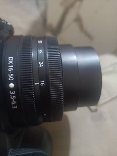 Nikon z Len's 16x50mm