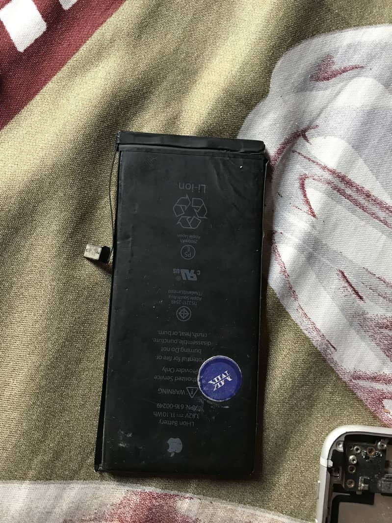 Apple iPhone 7 Plus 5