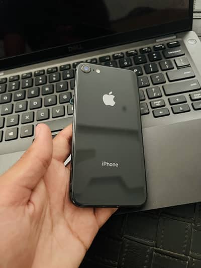 Apple iPhone 8
