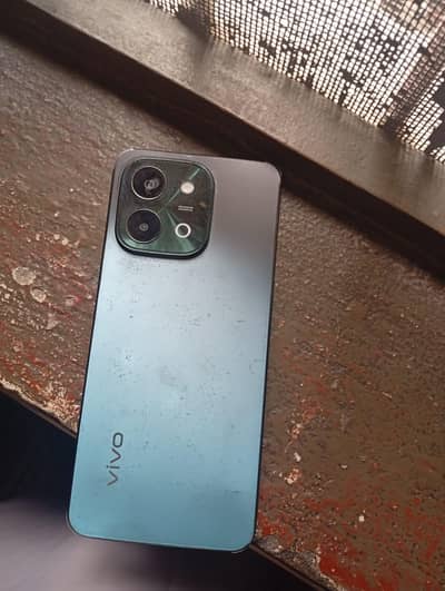 Vivo Y28