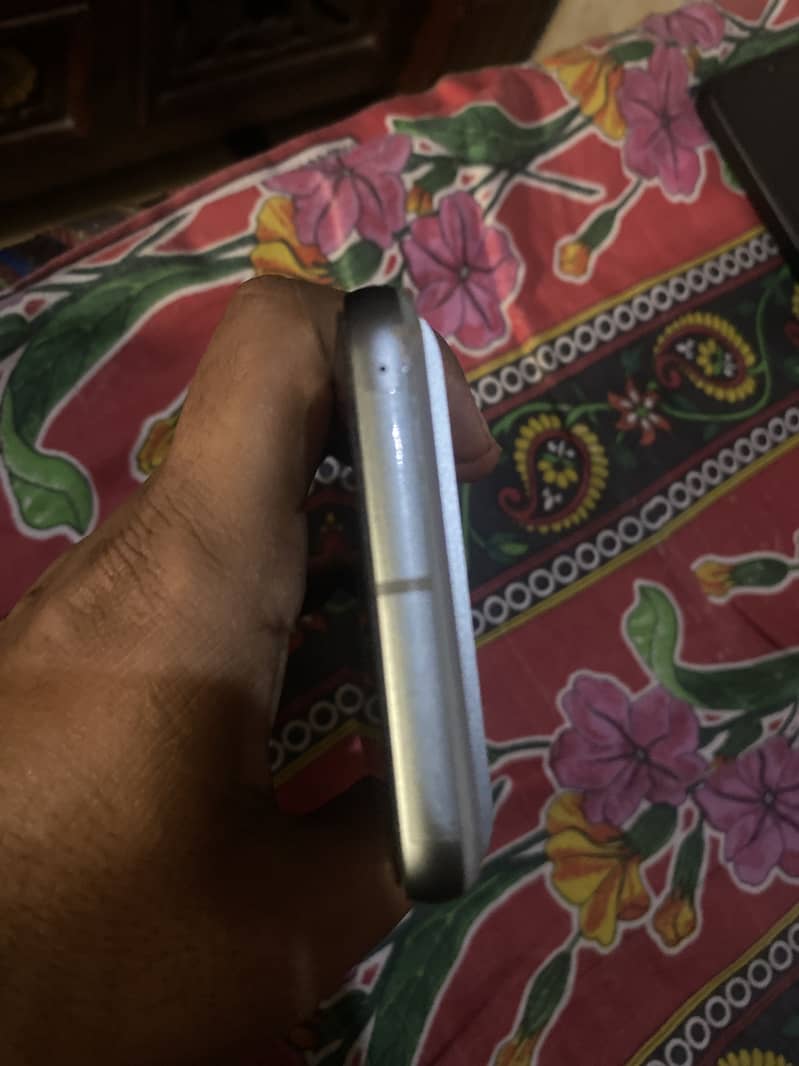 Google Pixel 8 1