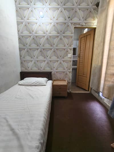 FURNISHED WITH ALL BILLS INCLUDED IN RENT
