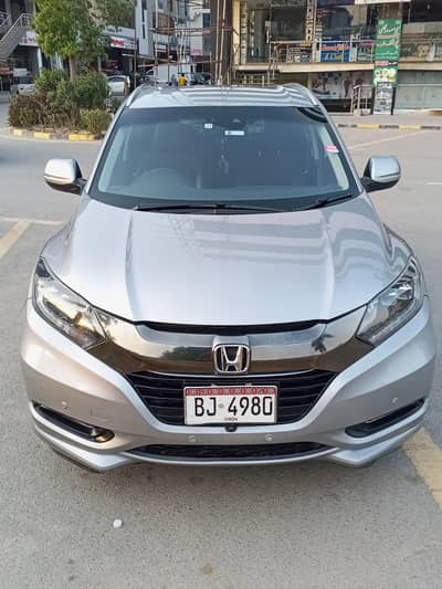 Honda vezel Z sensing model 2017/21 top model low mileage first owner