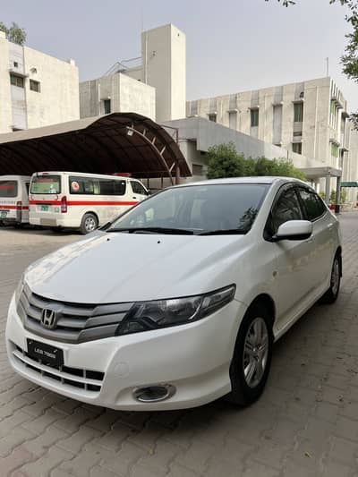 Honda City  (Automatic Pristine Condition)