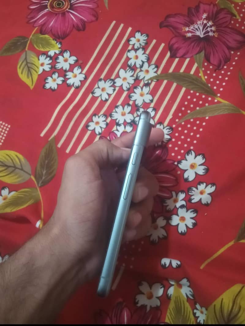 Google pixel 8 2