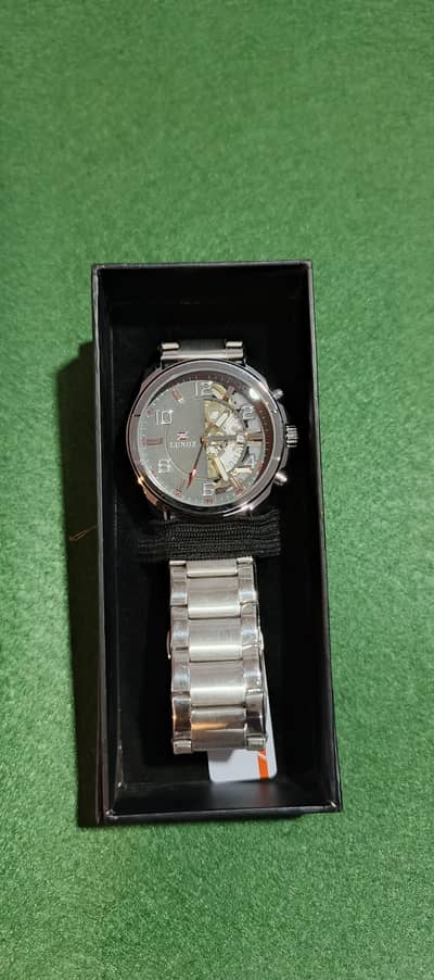 Lunoz High Quality Watch