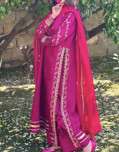 Party Wear Dress in Excellent Condition