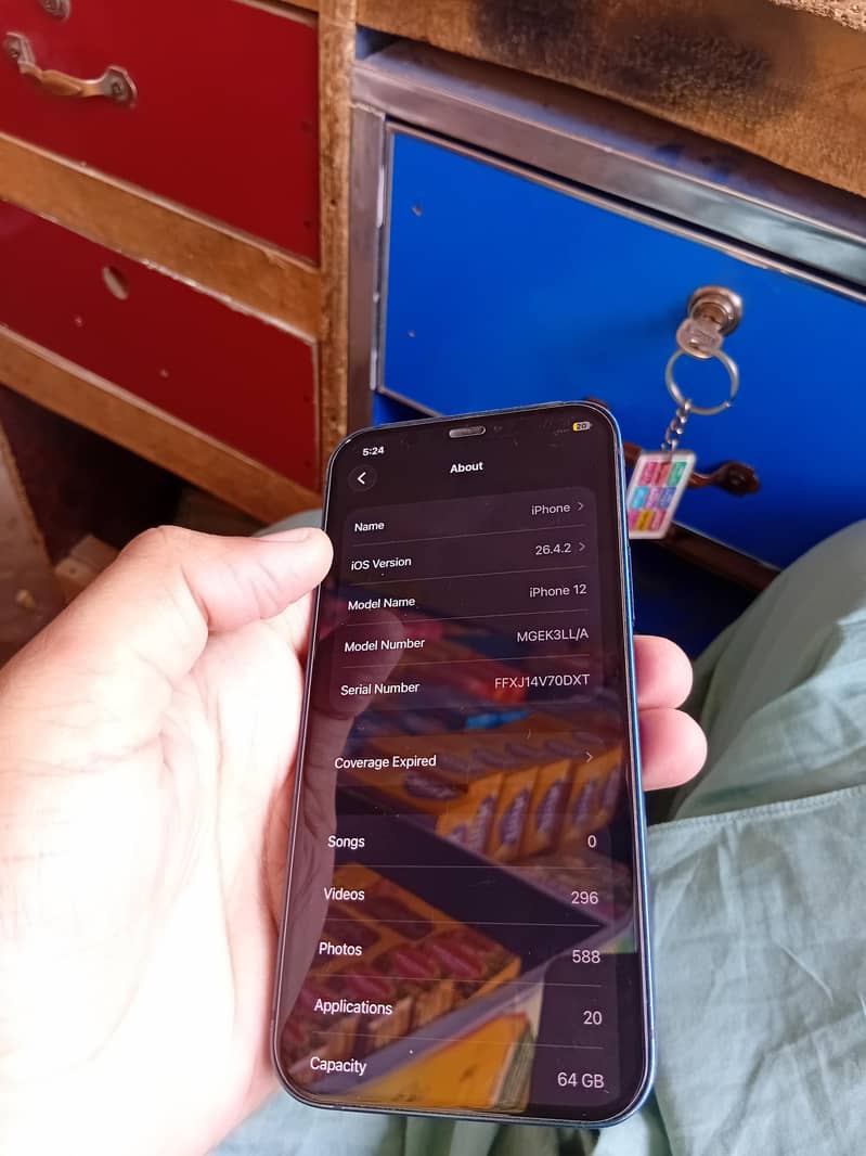 iPhone 12jv 3