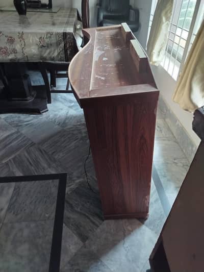 decoration items holding furniture