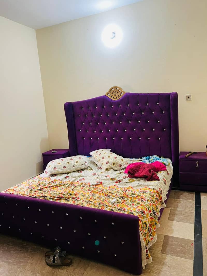 bed set and dining table 0