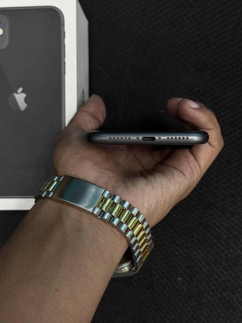 Apple iPhone 11 5
