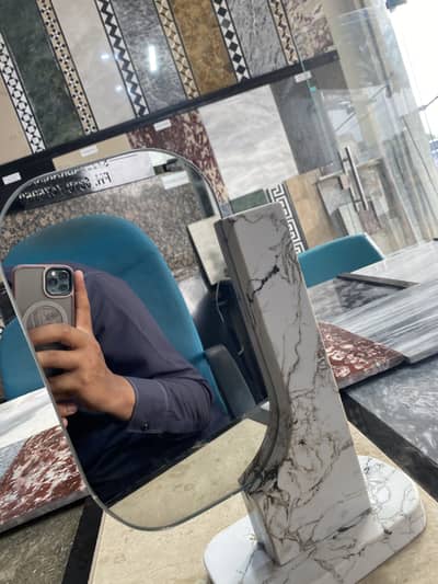 Dressing mirror