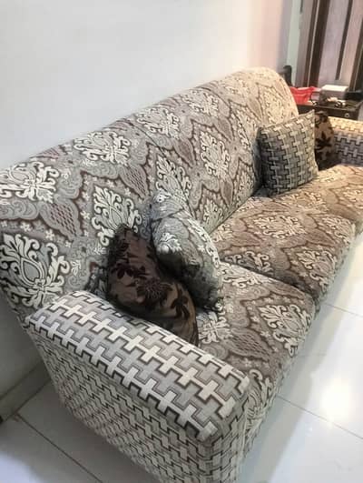 5 sitter sofa set used mint condition