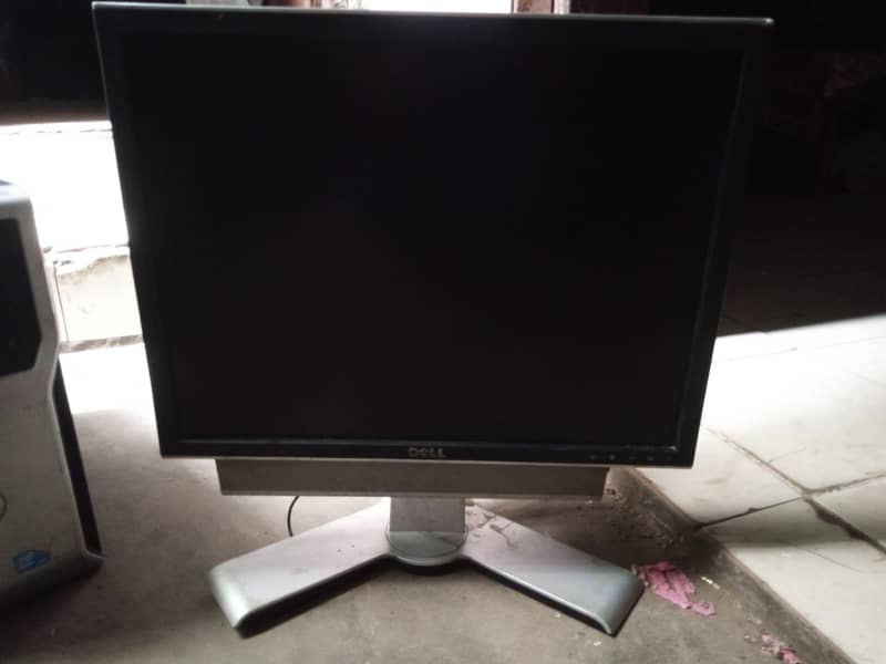 Electronic Dell Desktop computer 1