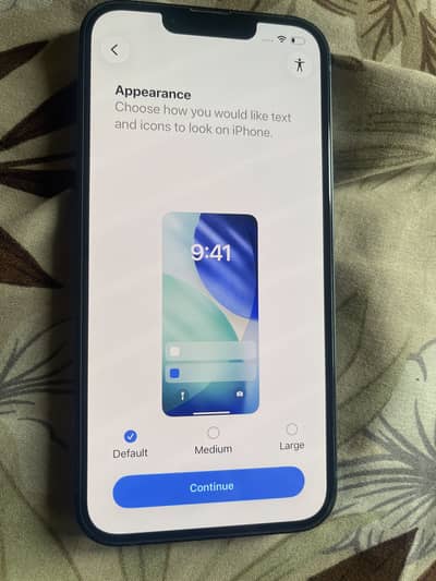 Apple iPhone 13