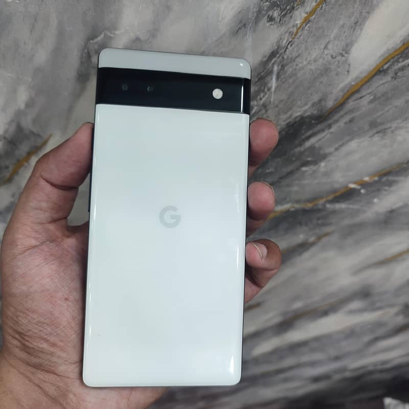 Google Pixel 6a 1