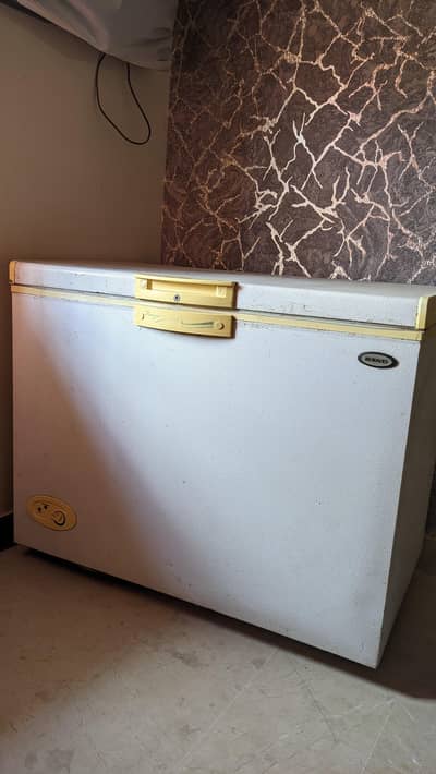 one door freezer