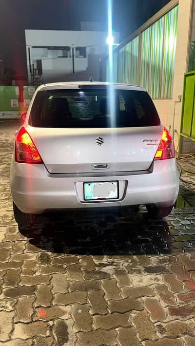 Suzuki Swift 2015