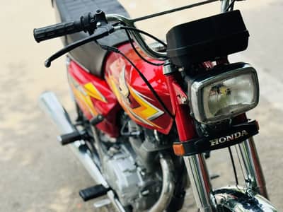Honda 125 2020/21 total geniuine my own name