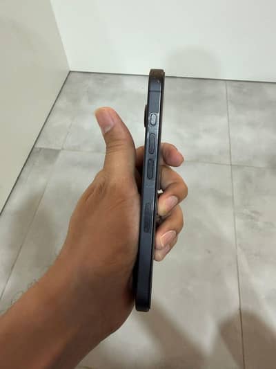 Apple iPhone 15 Pro