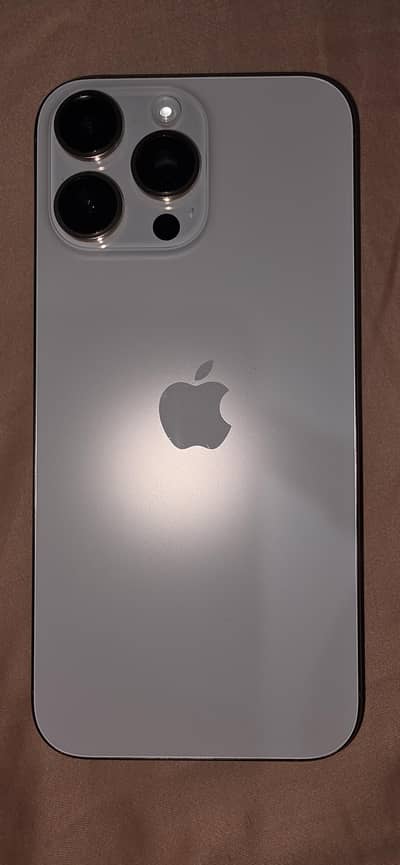 Apple iPhone 16 Pro Max