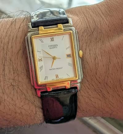 CITIZEN VINTAGE CLASSIC WATCH UP FOR SALE