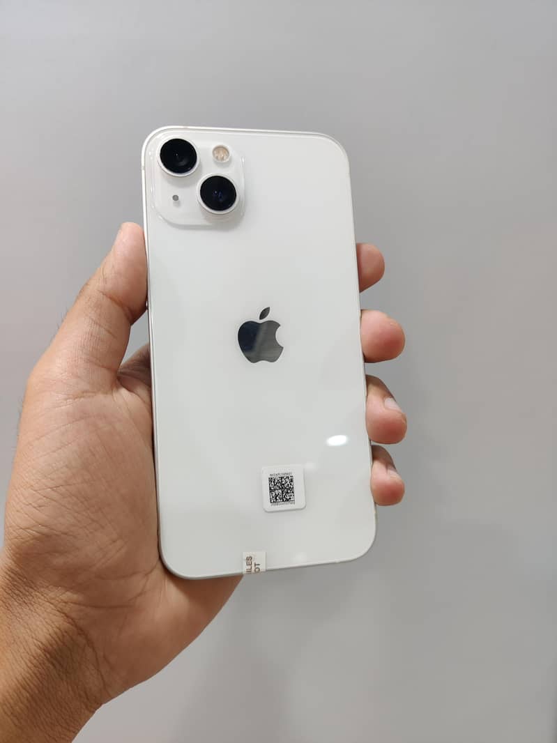 Apple iPhone 13 0