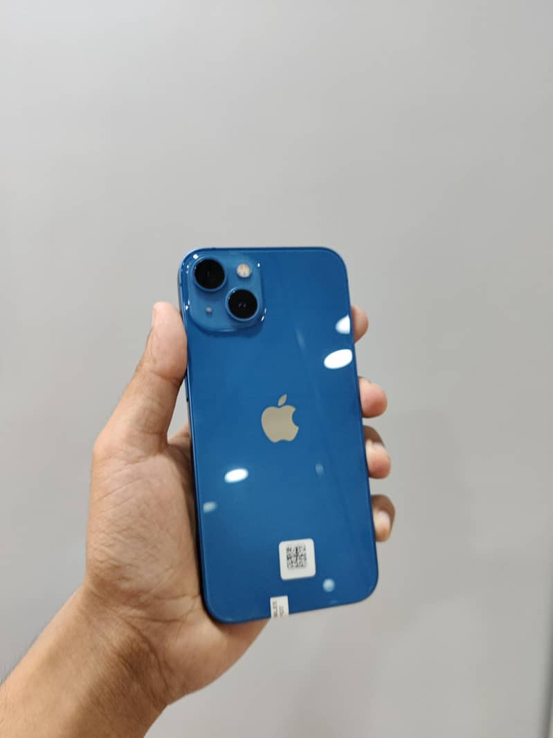 Apple iPhone 13 1