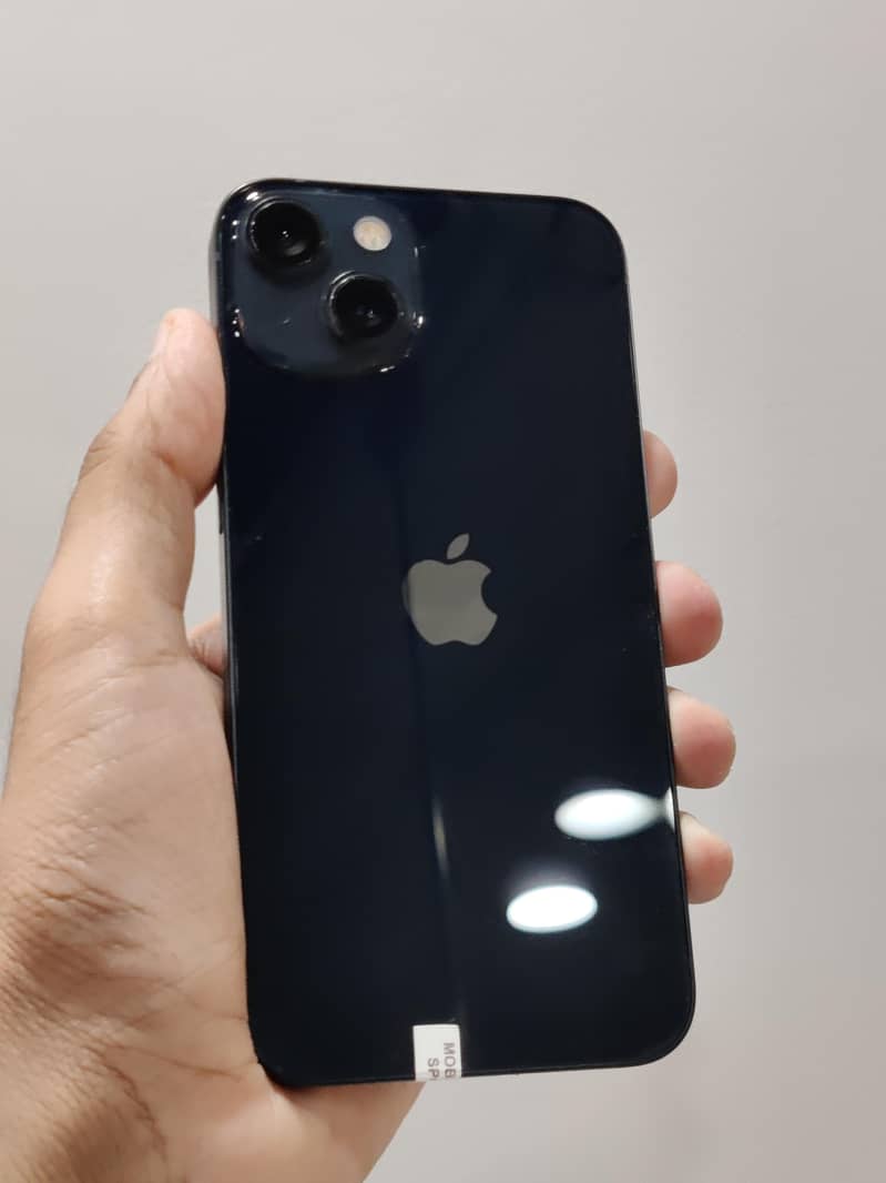 Apple iPhone 13 2