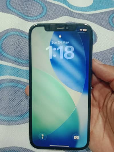 Apple iPhone 12