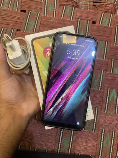 Huawei y6p 3 64 gb with original box and charger all ok