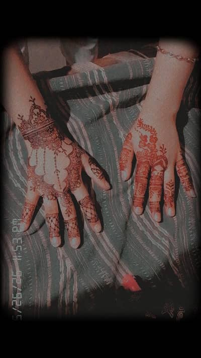 Gujrat me  Gher pe mehndi service