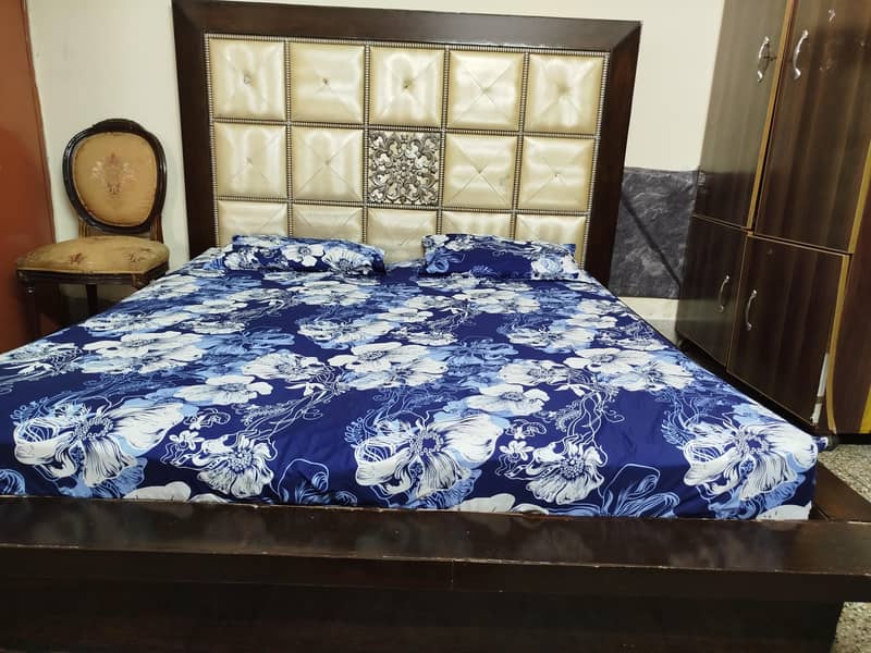 double bed 0