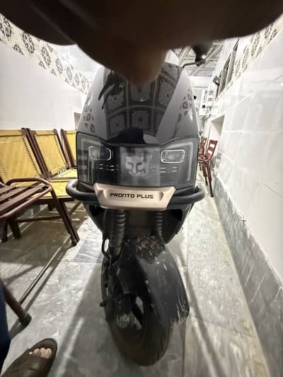 Eveon pronto plus electric scooty model 2026