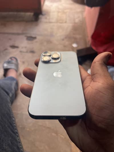 Apple iPhone 13 Pro