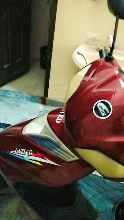 united Scooty