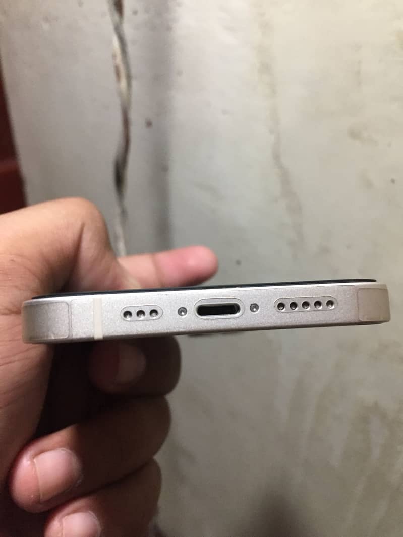 Apple iPhone 14 0