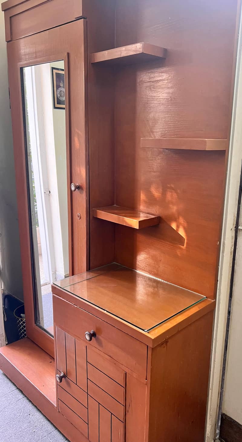 Dressing Table 0