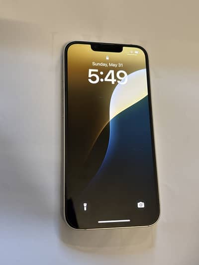 Apple iPhone 13