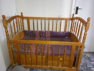 Wooden Baby Crib with Storage Drawers & Mattress Description
